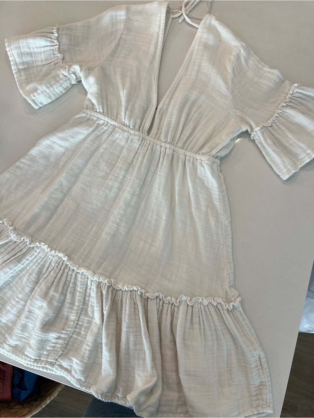 Billabong White V-Neck Tiered Beach Cover-Up - Picture 5 of 7